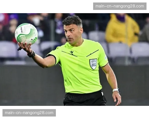 西甲第33轮裁判安排公布,希尔-曼萨诺将执法国家德比